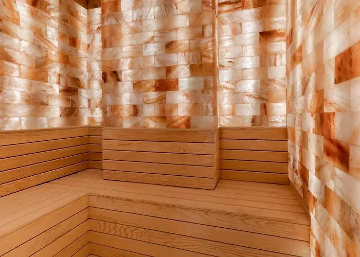 Hotel Serenity Queen