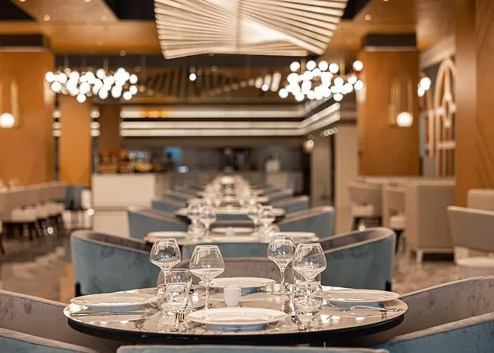 Hotel Serenity Queen *