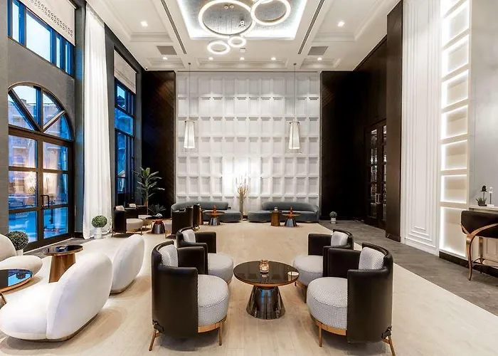 Hotel Serenity Queen *